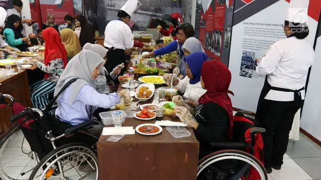 Anak Berkebutuhan Khusus dan Disabilitas Belajar Menghias Bekal Nusantara