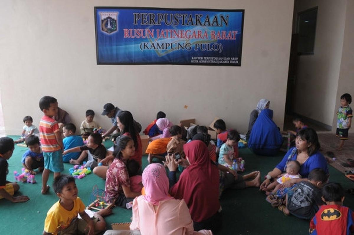 Keceriaan bocah Kp Pulo manfaatkan area Rusunawa jadi lahan bermain