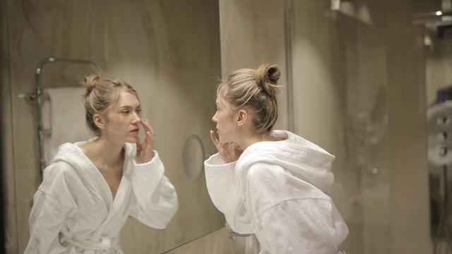 [Fimela] Kulit Wajah Berminyak