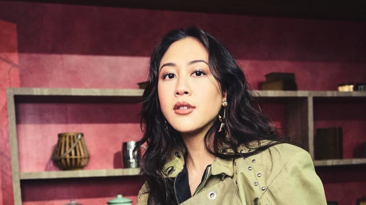 Sherina Munaf Terjun Langsung Padamkan Karhutla Kalimantan