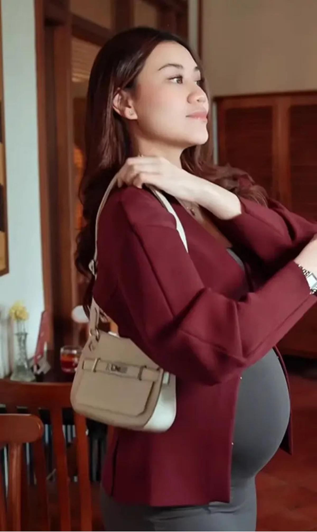 Melahirkan Anak Pertama, Intip Fashion Aaliyah Massaid Selama Hamil