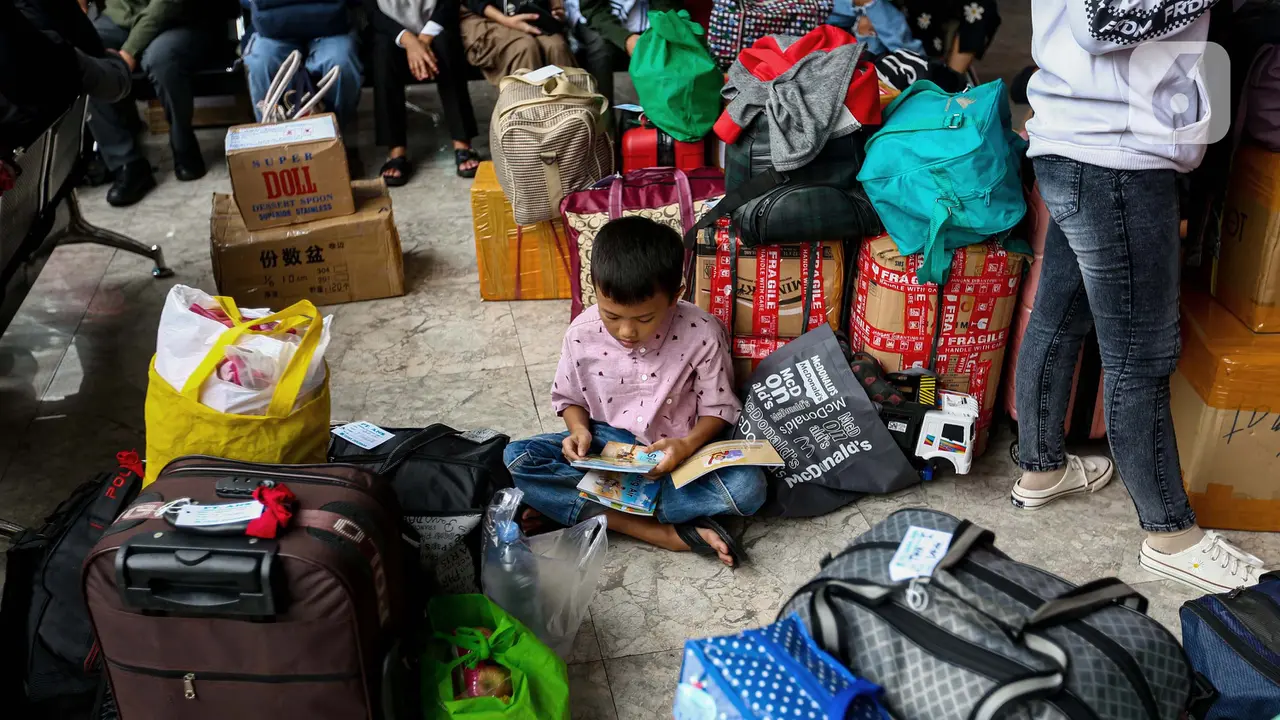 Hari Buku Anak Internasional: 5 Cara Meningkatkan Minat Baca Anak (Liputan6.com/Angga Yuniar)