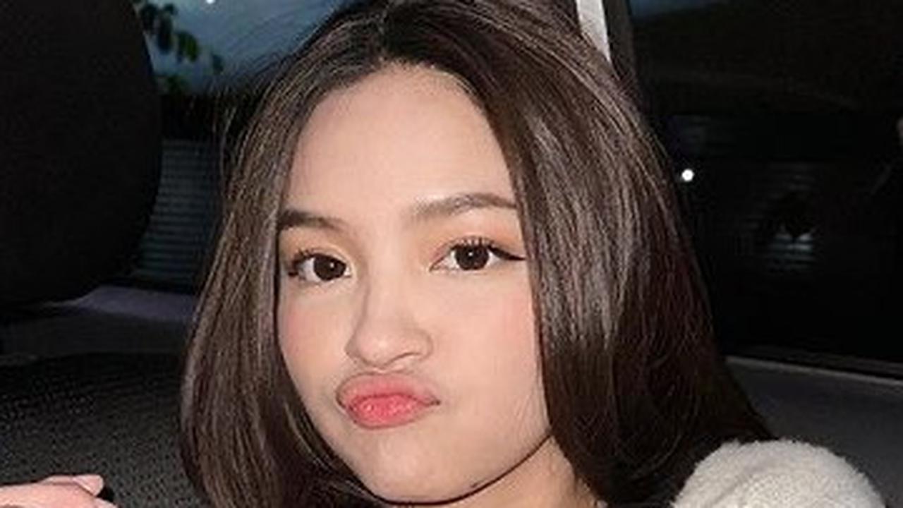 Di tahun 2020, Eca semakin giat mengubah haluan sebagai seleb Tik Tok. Konten bernyanyi dan menari menjadi dua konten andalan yang kerap diunggahnya. Ia pun mulai mendapat banyak atensi publik.