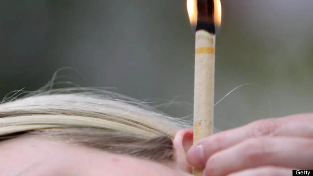 Terapi Ear Candle, Metode Kesehatan Paling Bodoh yang Pernah Ada