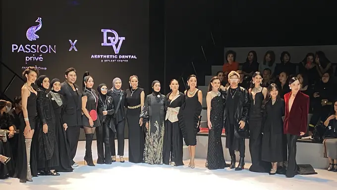 Adu Gaya Mewah Fuji An dan Nikita Mirzani Kenakan Perhiasan Lokal