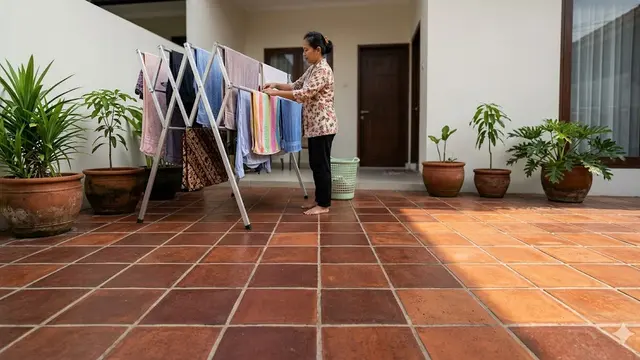 Jenis Lantai yang Teras Tahan Panas untuk Area Jemur Rumah