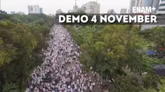 Massa bergerak dari berbagai penjuru Ibukota menuju pusat demo untuk menyuarakan aksinya.