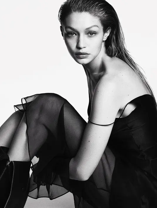 Sementara itu Gigi Hadid mengaku bahwa ia tak membicarakan mengenai agama namun keserakahan. (instagram/gigihadid)