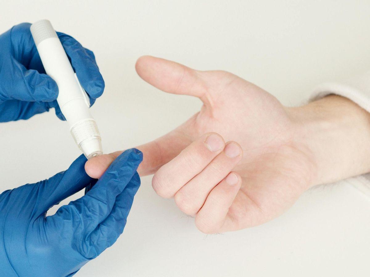 Mengatasi Diabetes Mellitus<br>