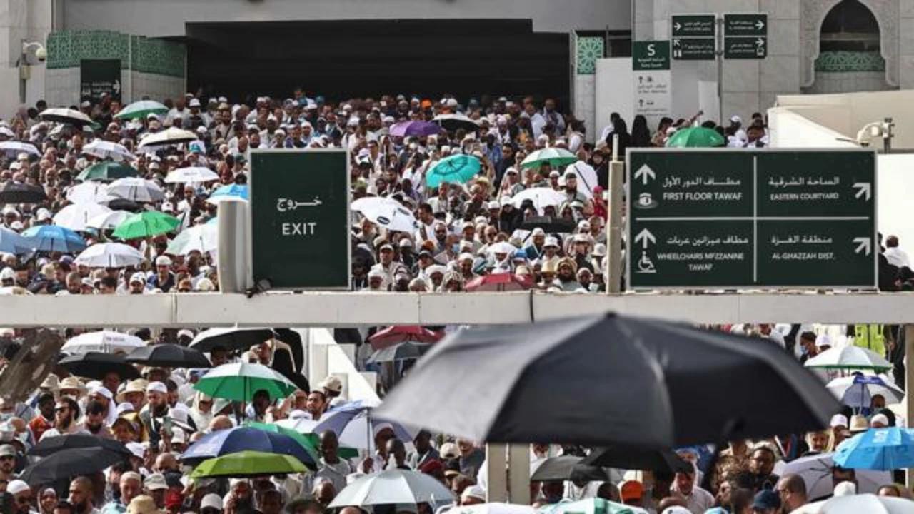 Kabar Terkini Haji 2026: Jemaah Haji Lontar Jumrah, Mobile Crisis Rescue Disiagakan di Mina