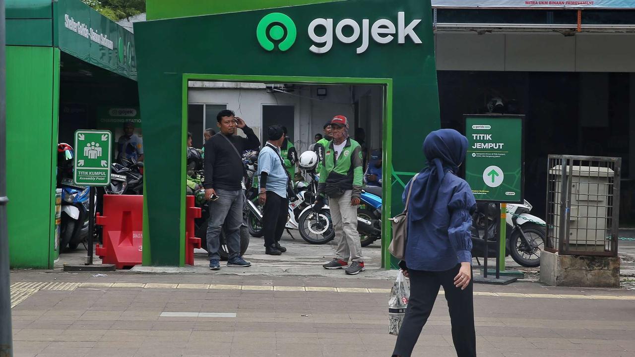 Driver Ojol Tetap Beroperasi di Tengah Demo Besar dan Mogok Massal