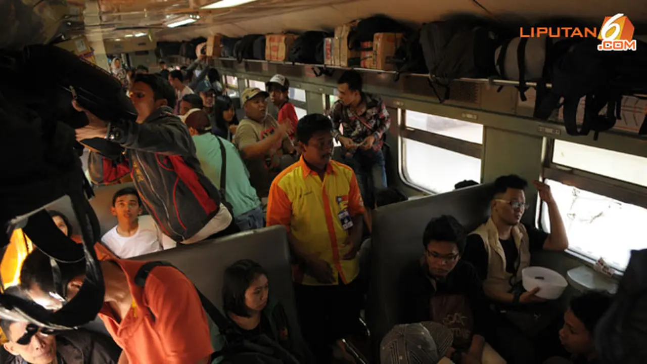 8foto-pemudik-130804c.jpg