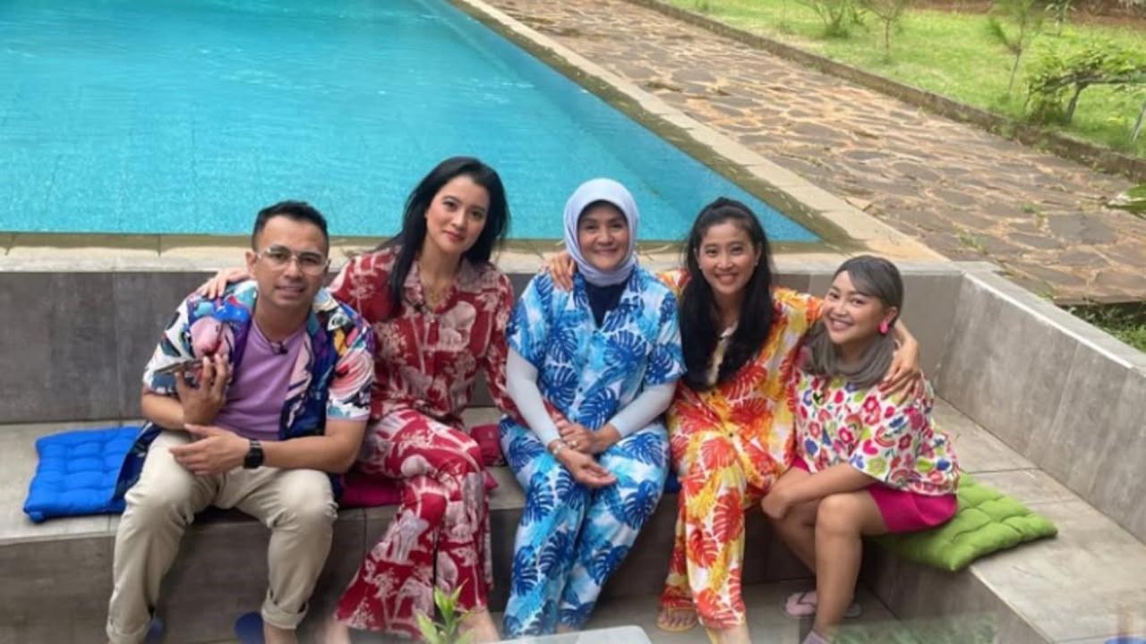 7 Potret Marcella Zalianty, Olivia Zalianty dan Tetty Liz Indriati yang Kompak, Ibu Anak Harmonis