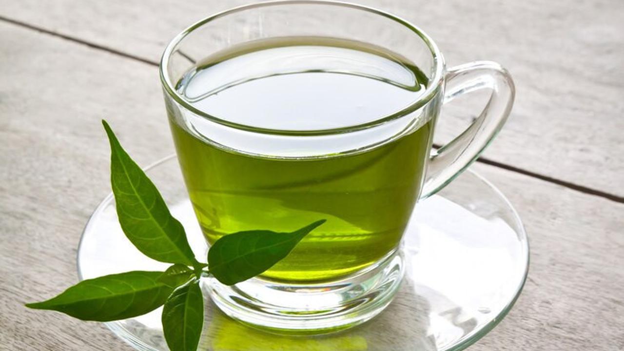 Ilustrasi minuman teh hijau/freepik.com/zirconicusso