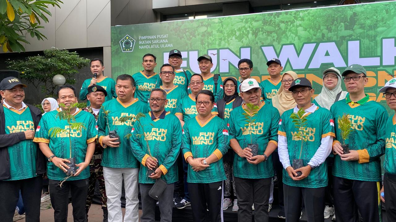 ISNU Gelar Fun Walk di CFD Jakarta, Soroti Isu Lingkungan dan Kolaborasi Sarjana