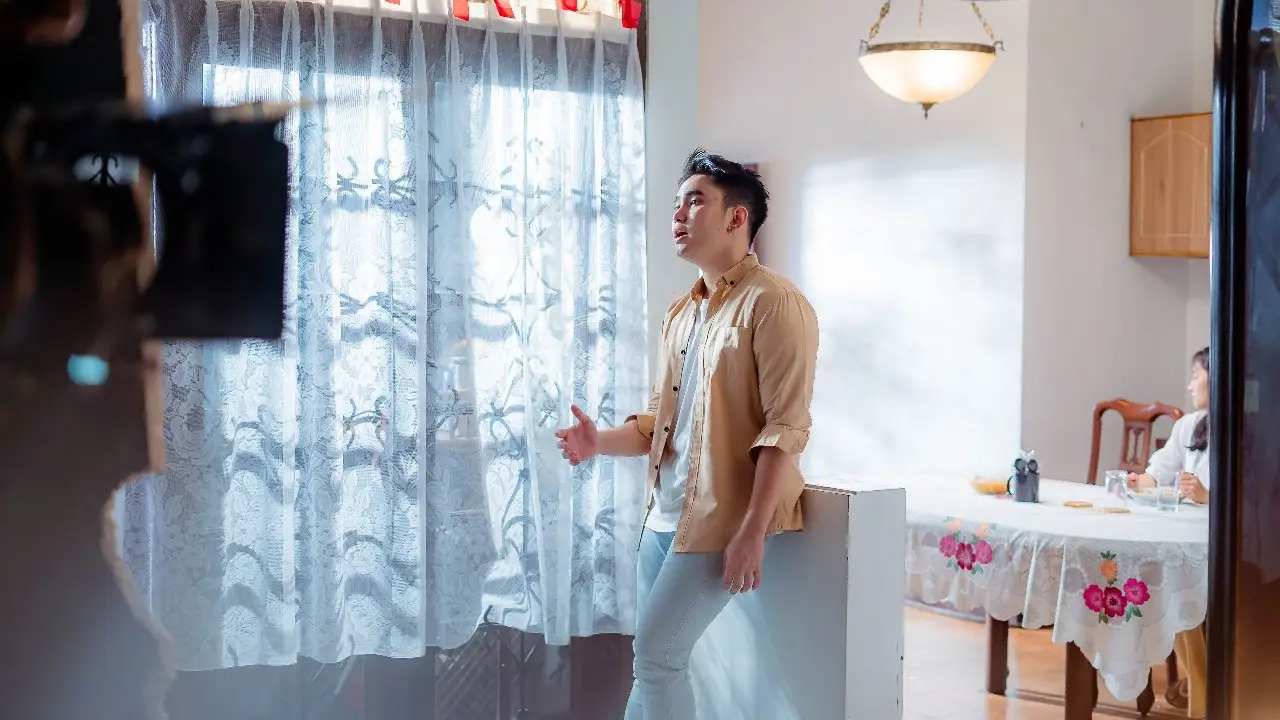 Jesenn baru saja merilis music video terbaru yang berjudul 'Beruntung'.