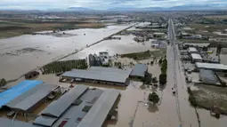 Jumlah korban tewas akibat hujan badai yang melanda sebagian wilayah Yunani, Turki, dan Bulgaria terus meningkat. (AP Photo/Vaggelis Kousioras)