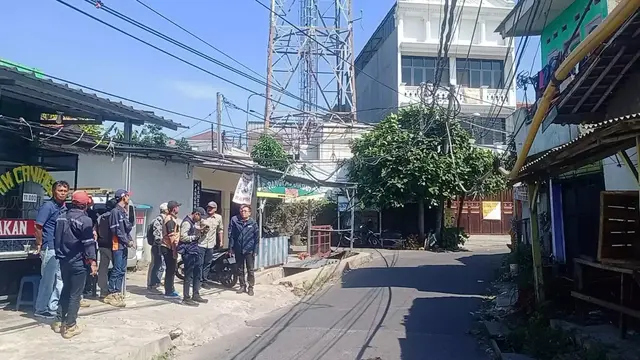Pemkot Depok Tertibkan Kabel Semrawut, Warga Bisa Adukan Melalui Medsos DPUPR