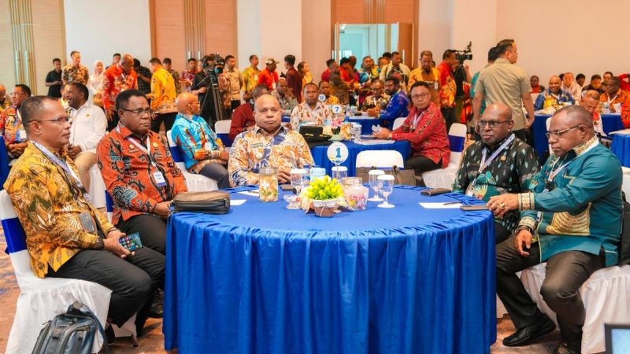 Gubernur Dorong Bank Papua Perkuat Kredit Produktif dan Digitalisasi Ekonomi Daerah