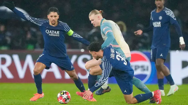 Foto: Pesta Pora Pemain PSG Setelah Comeback Atas Manchester City di Liga Champions