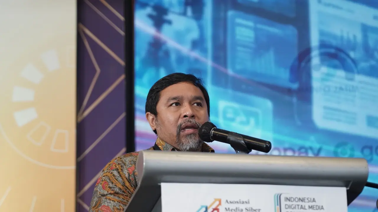 Ketua Umum AMSI, Wahyu Dhyatmika dalam Indonesia Digital Media Conference (IDMC) 2026 yang digelar Asosiasi Media Siber Indonesia (AMSI) di Ballroom Shangri-La Hotel Surabaya. (Istimewa)
