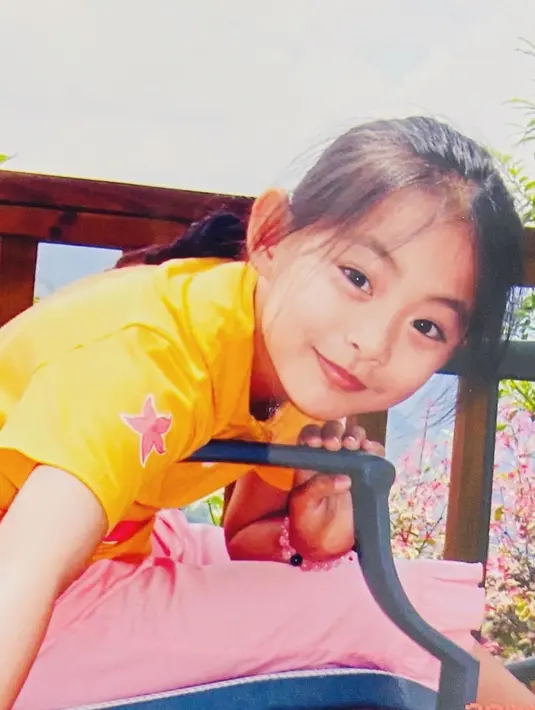 Potret masa kecil Tzuyu Twice. (Instagram/ thinkaboutzu)