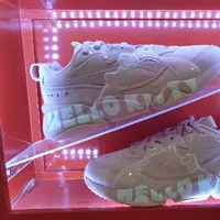 Koleksi Puma x Hello Kitty (Fimela.com/Iffah Nurahmah)