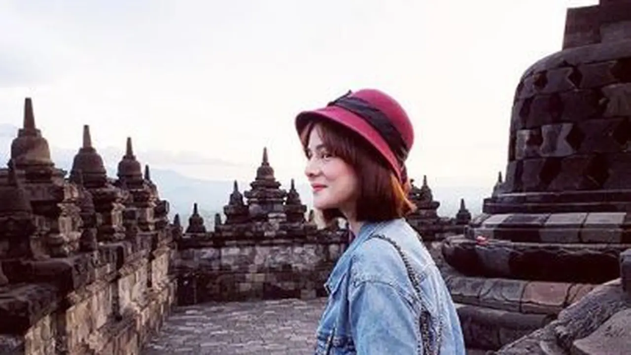 Astrid Tiar