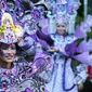 Solo Batik Carnival aksi bareng Jember Fashion Carnaval (Liputan6.com / Fajar Abrori)