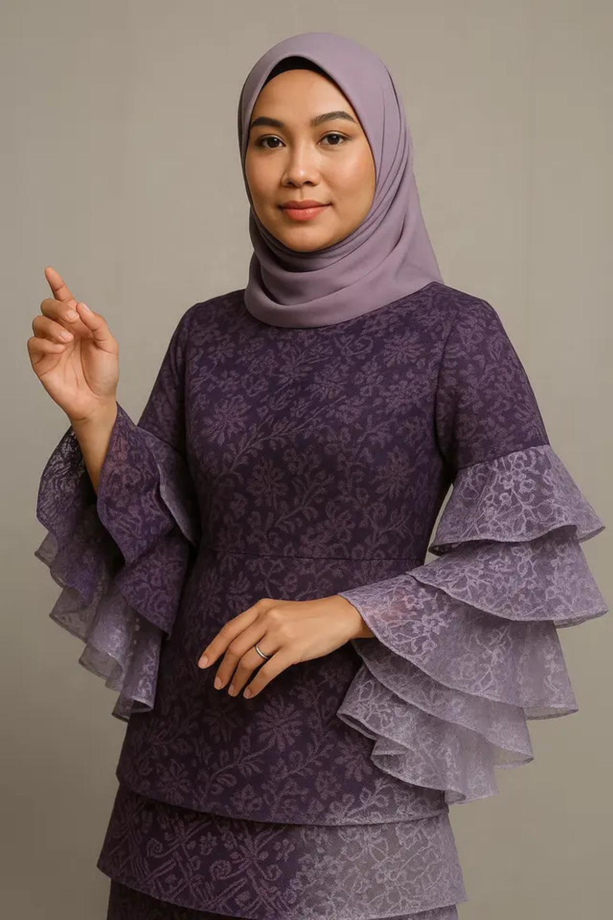 7 Model Batik Brokat Lengan Gelombang Tren 2025, Rahasia Tampil Elegan di Berbagai Acara