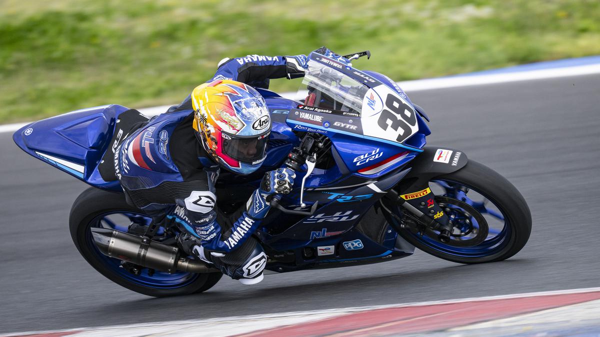 Belajar dari Aldi, Pembalap Indonesia Arai Agaska Siap Debut di FIM R3 BLU CRU World Cup