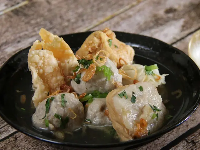 Resep Pangsit Kukus Isi Aci Dengan Tepung Kanji Bisa Dikreasikan Jadi 3 Resep Cemilan Ini Kukus Pangsit Selama 10 Menit Sampai Matang Angkat Lalu Sajikan Dengan Saus Cocol Clarice German