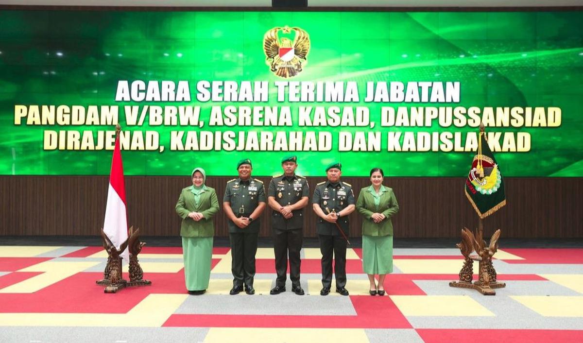 <b>Mantan Danpaspampres Jadi Pangdam</b>
