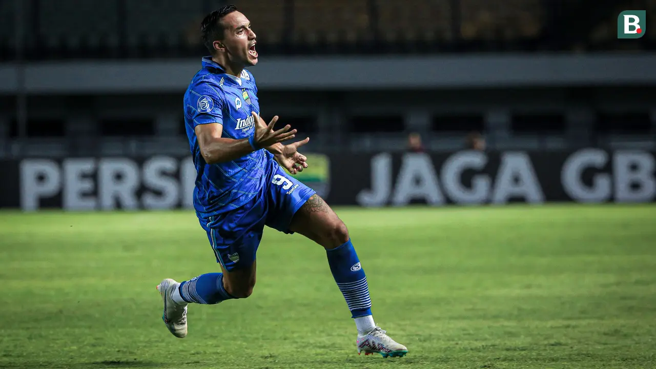 Persib Bandung vs Dewa United - BRI Liga 1 2023/2024