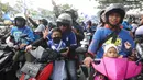 Mereka merayakan kemenangan Persib Bandung yang telah menjadi juara Championship Series Liga 1 2023-2024 setelah mengalahkan Madura United pada laga di Gelora Bangkalan, Madura, Jumat (31/5/2024). (Bola.com/M Iqbal Ichsan)