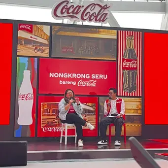 Nongkrong Seru Bareng Coca-Cola" dalam rangka perayaan 99 tahun Coca-Cola di Indonesia, South Quarter Dome, Jakarta Selatan, Jumat (31/07/2026). (Liputan6.com/Alfareza Ramadhani)
