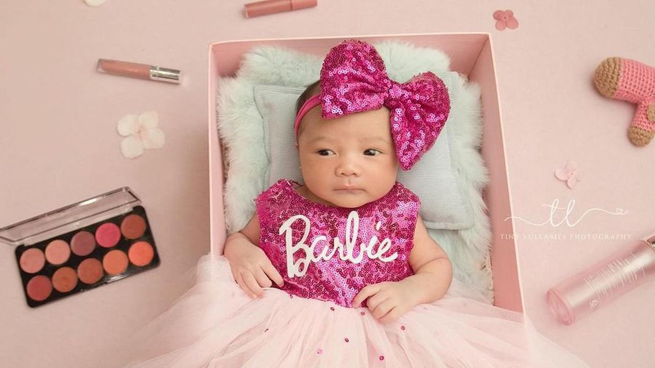 Makin Cantik dan Menggemaskan, Intip Potret Terbaru Azura Anak Aurel dan Atta - Anteng Digendong Raul Lemos