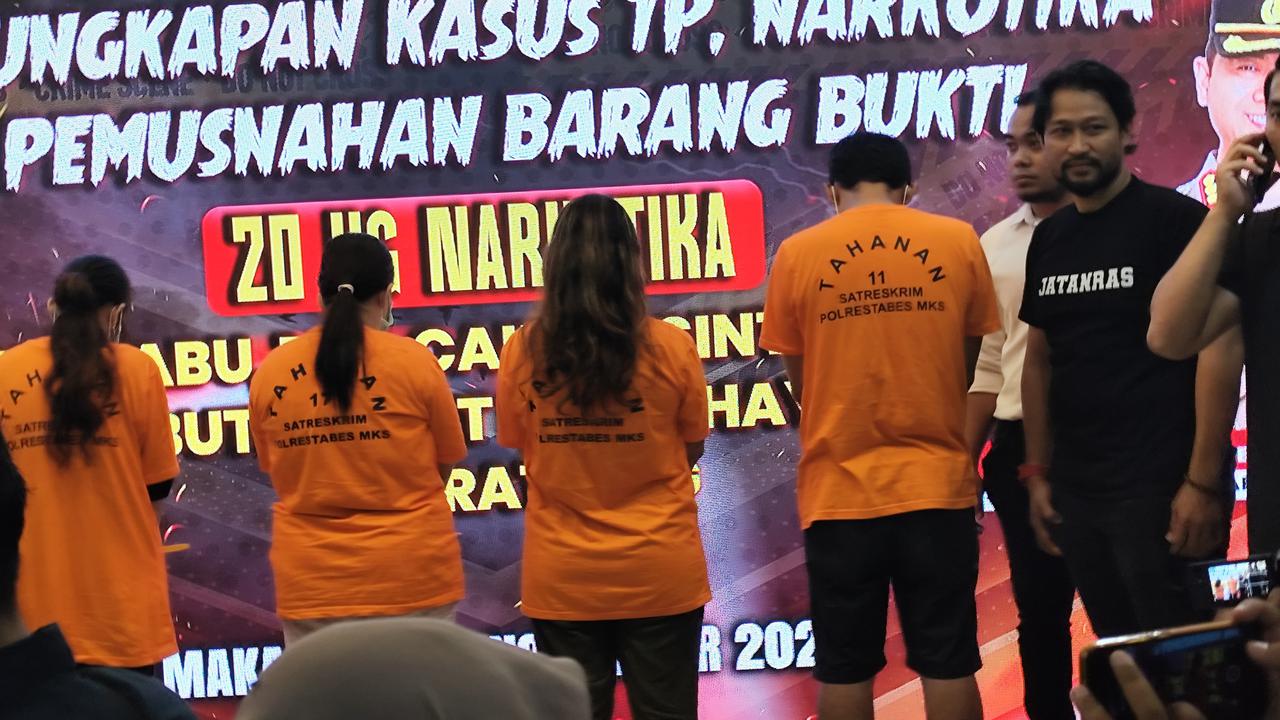 Kapolda Sulsel Ungkap 2 Tersangka Penculikan, Ternyata Sudah Pernah Jual 9 Bayi dan 1 Anak di Jambi