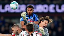 Pertandingan berjalan ketat dengan tempo tinggi. Milan tampil efektif di awal laga, sementara Atalanta mendominasi penguasaan bola dan menekan hingga akhir pertandingan. (Spada/LaPresse via AP)