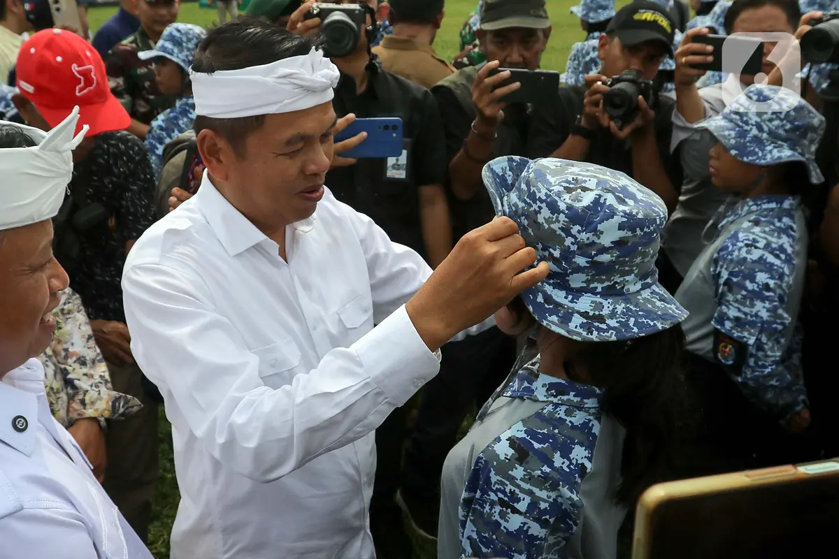 Dihadiri Dedi Mulyadi dan Supian Suri, 98 Peserta Program Barak Militer Kota Depok Resmi Dilepas