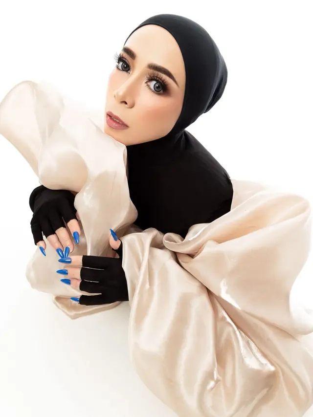 Melly Goeslaw