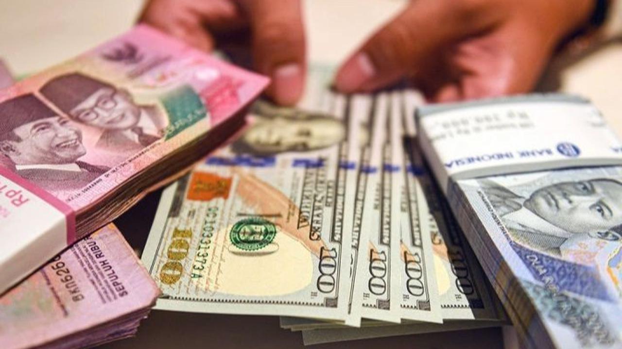 Rupiah Melemah ke Rp16.621, Dipengaruhi Sentimen Perdagangan AS–China