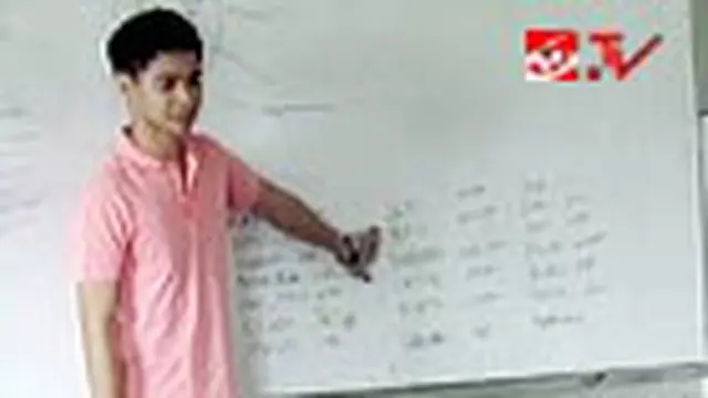Libur Syuting, Aiman Ricky Mengajar Bahasa Inggris