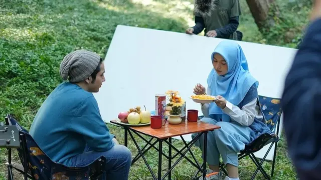 Saskia Chadwick Berhijab