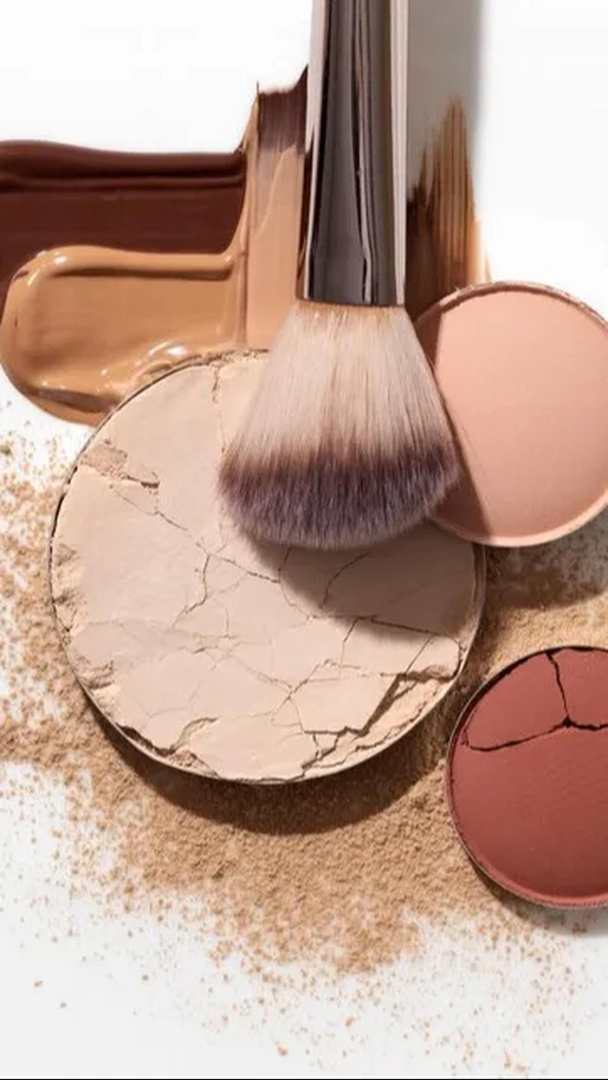 3. Foundation lebih full coverage dibandingkan cushion