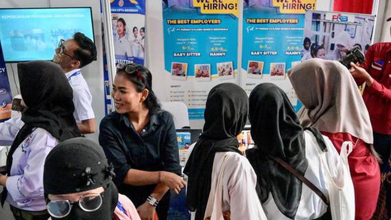 Pencari Kerja di 2025 Didominasi Lulusan SMA dan SMK
