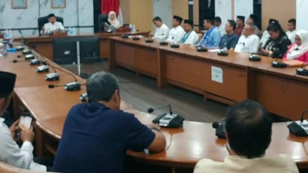 Bupati Kepulauan Seribu Pastikan Implementasi Kebijakan Wajib Belajar 13 Tahun