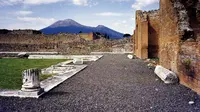 Osanna menyarankan agar kaum migran yang berada di Italia dipekerjakan di situs kuno, Pompeii.