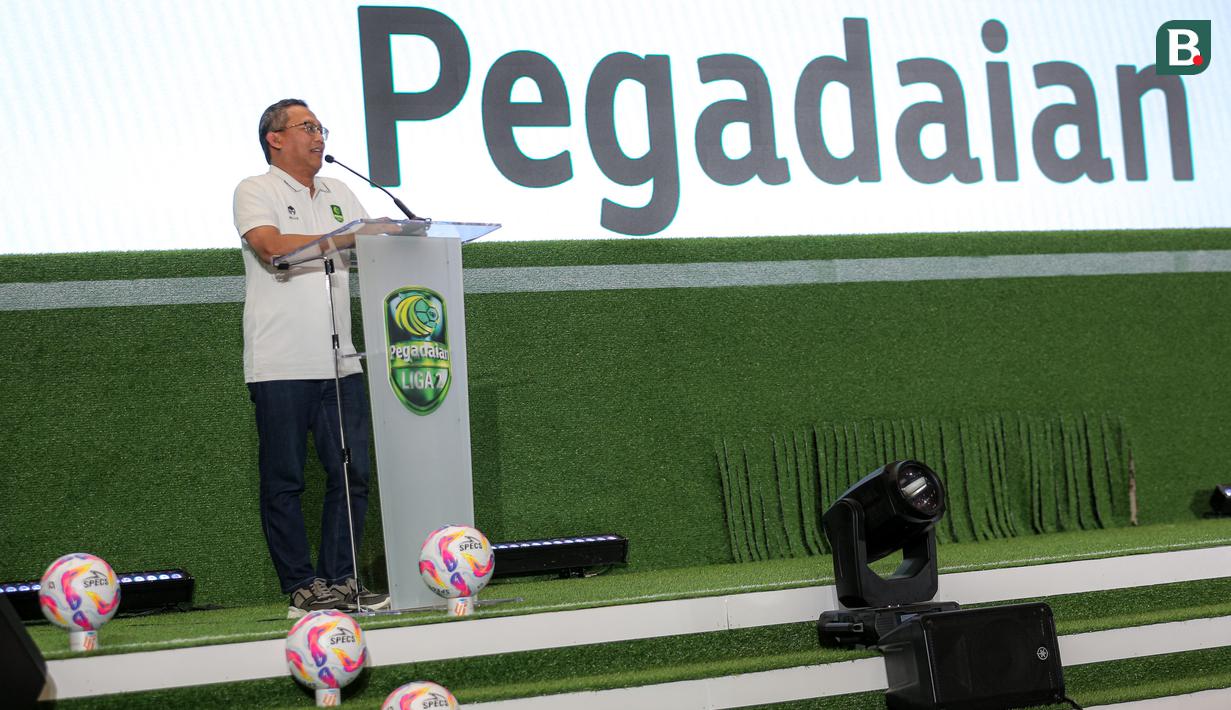 <p>Direktur utama PT Pegadaian, Damar Latri Setiawan memberikan sambutan saat konferensi pers Pegadaian Liga 2 2024/2025 yang berlangsung di The Gade Tower, Senen, Jakarta, Selasa (03/09/2024). (Bola.com/Bagaskara Lazuardi)</p>