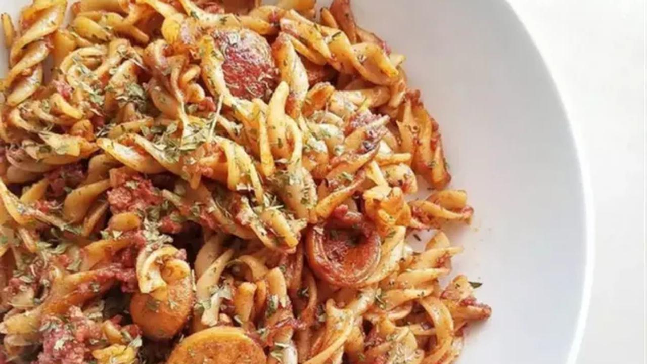 4. Resep Olahan Kornet Fusilli Sosis<br>